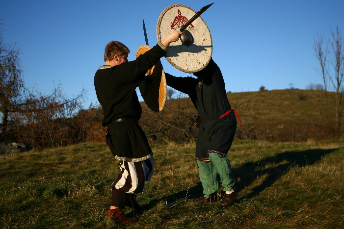 9397-s13-utok-pokracuje-tlakem-stitu-a-predkroku.jpg 9397-s13-utok-pokracuje-tlakem-stitu-a-predkroku.jpg