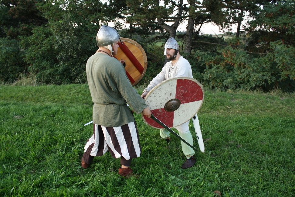 4850-srazeni_seku_pod_stit_vlevo_dolu.jpg